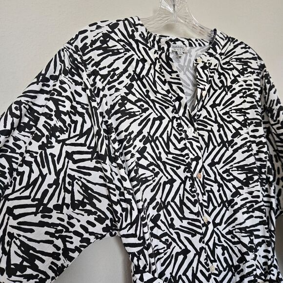 WKND WYFR Stylish Black & White Patterned Dress Long Puff Sleeves Size XS - Picture 4 of 10